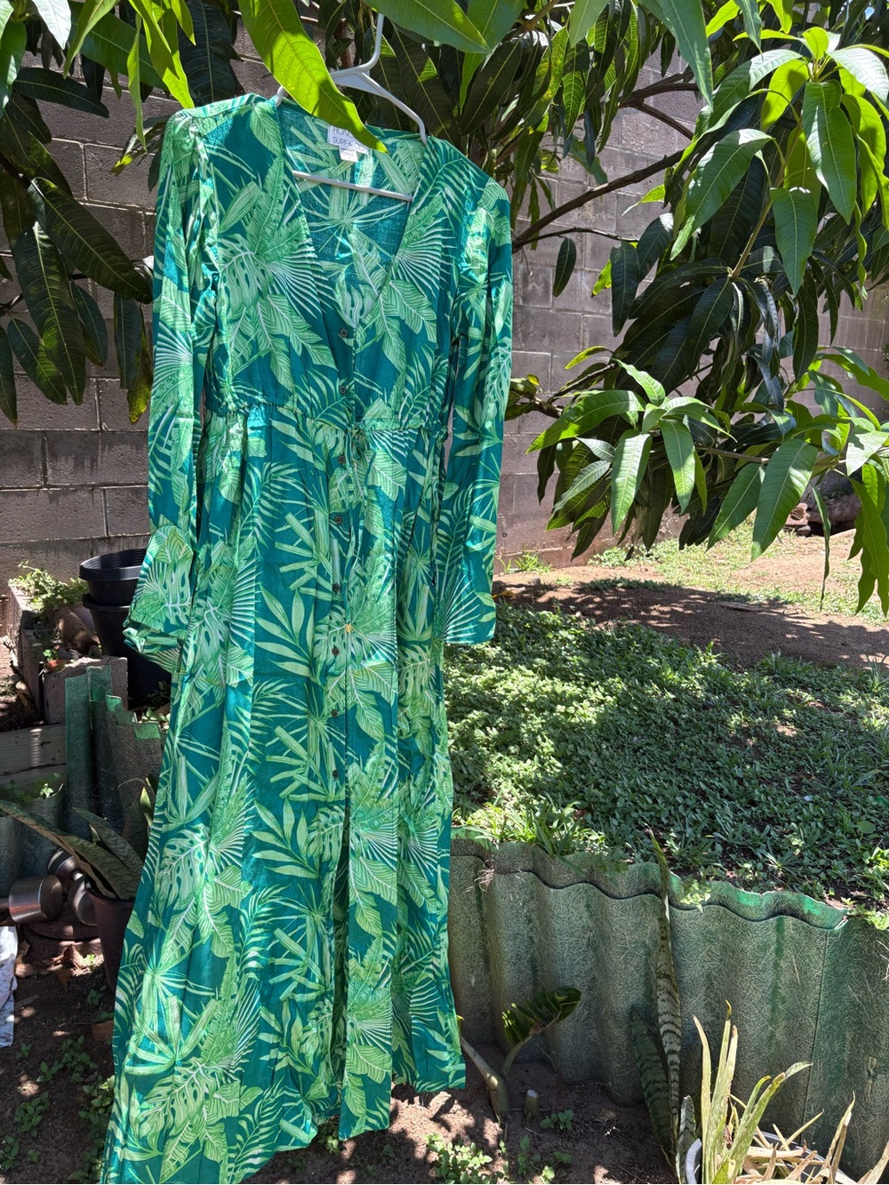 Green Tropical Print Maxi Dress - Women's Flowing V-Neck